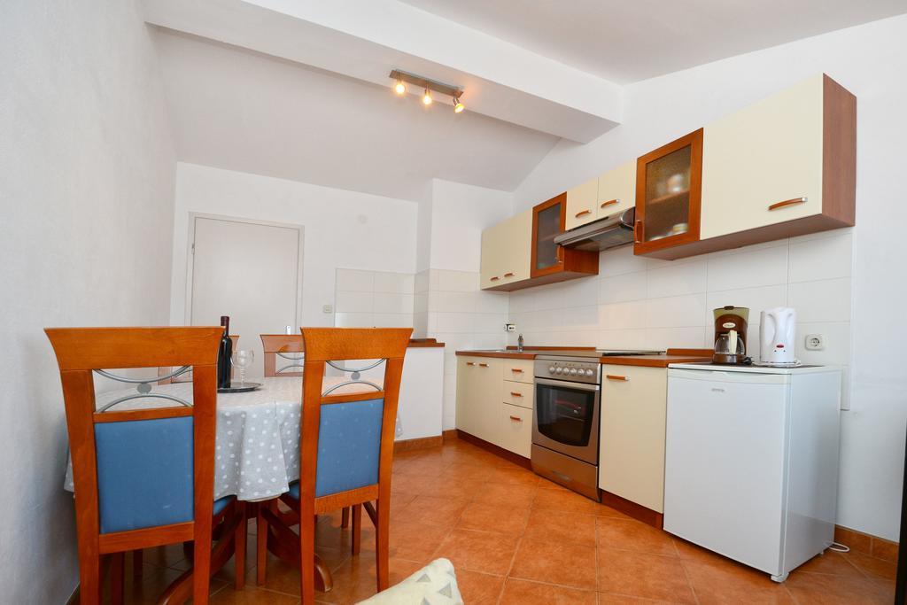 Apartment Lili Пореч Екстер'єр фото