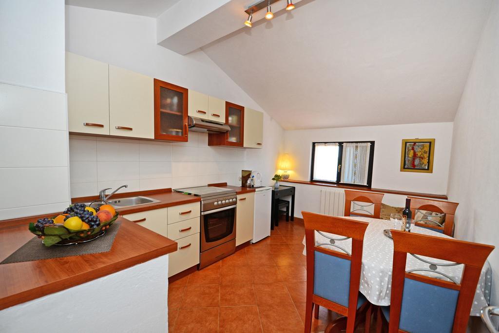 Apartment Lili Пореч Екстер'єр фото