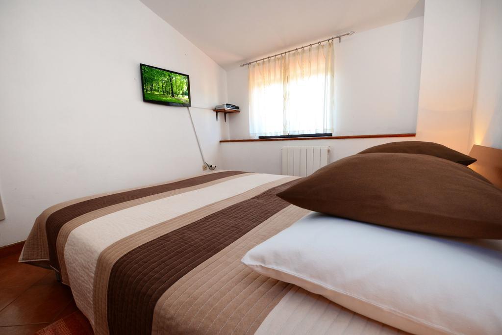 Apartment Lili Пореч Екстер'єр фото