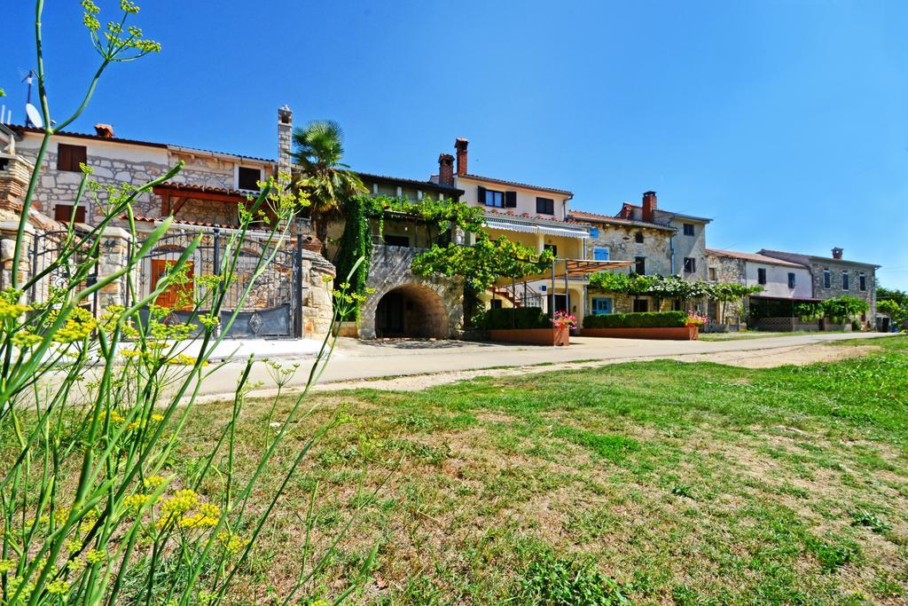 Apartment Lili Пореч Екстер'єр фото